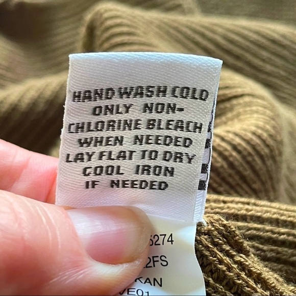 Fever Asymmetrical V-Neck Sweater – Size Medium - Picture 10 of 13